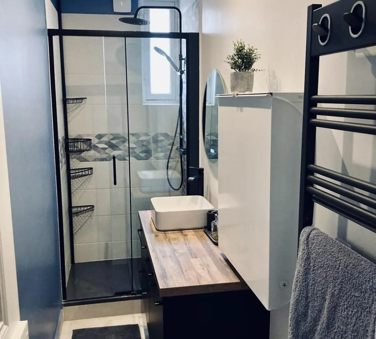 Comfortable 76M Apartment Paris